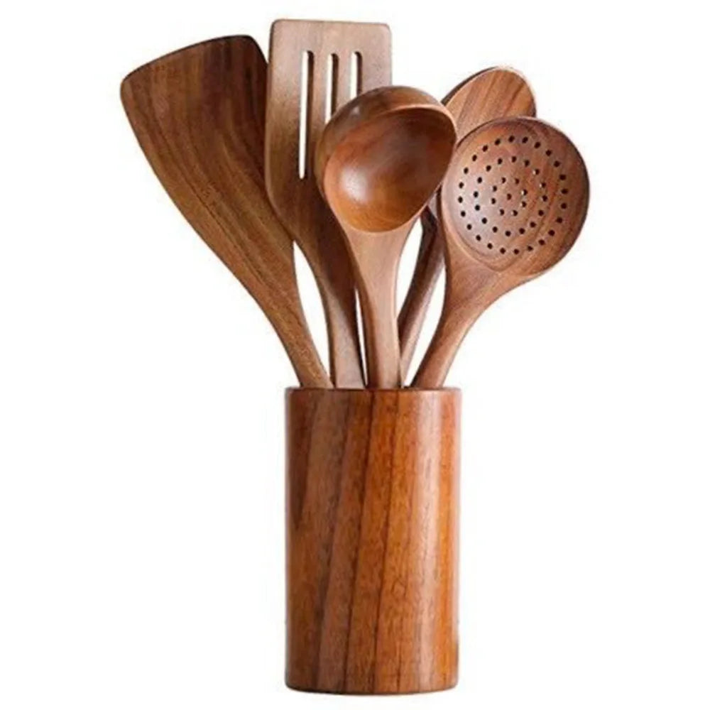 Healthy wooden spoons – a natural kitchen utensil set